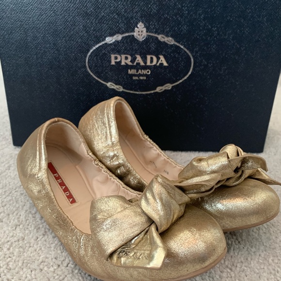 Prada Metallic Gold Ballet Flats with bow - Picture 5 of 5